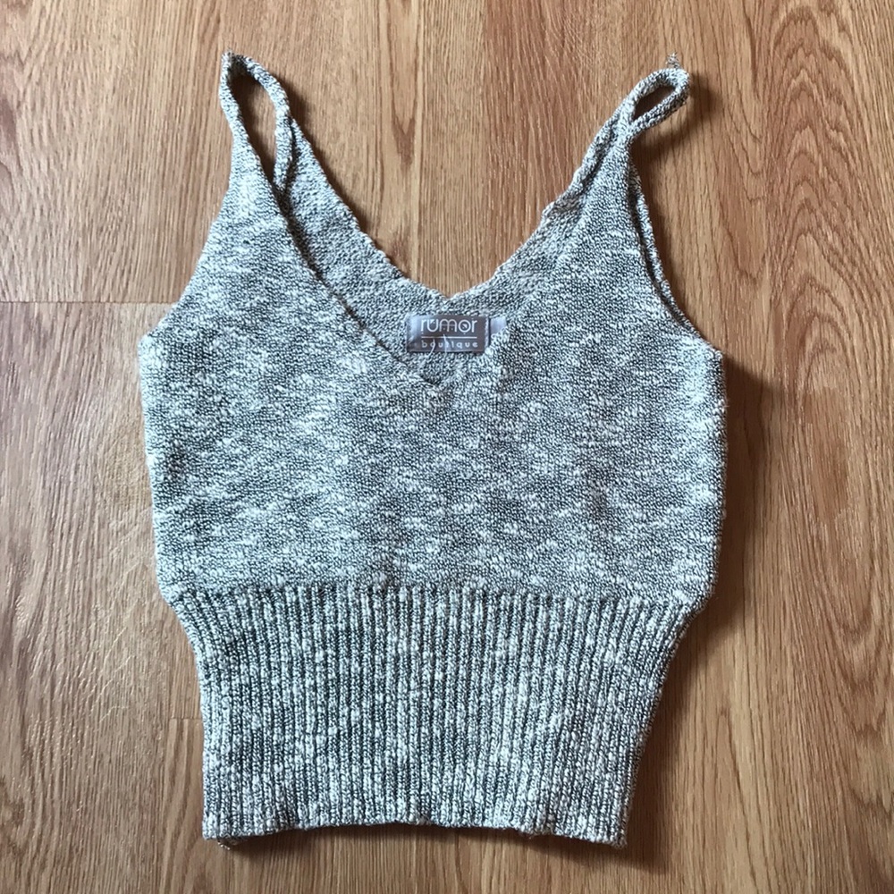 grey crop top